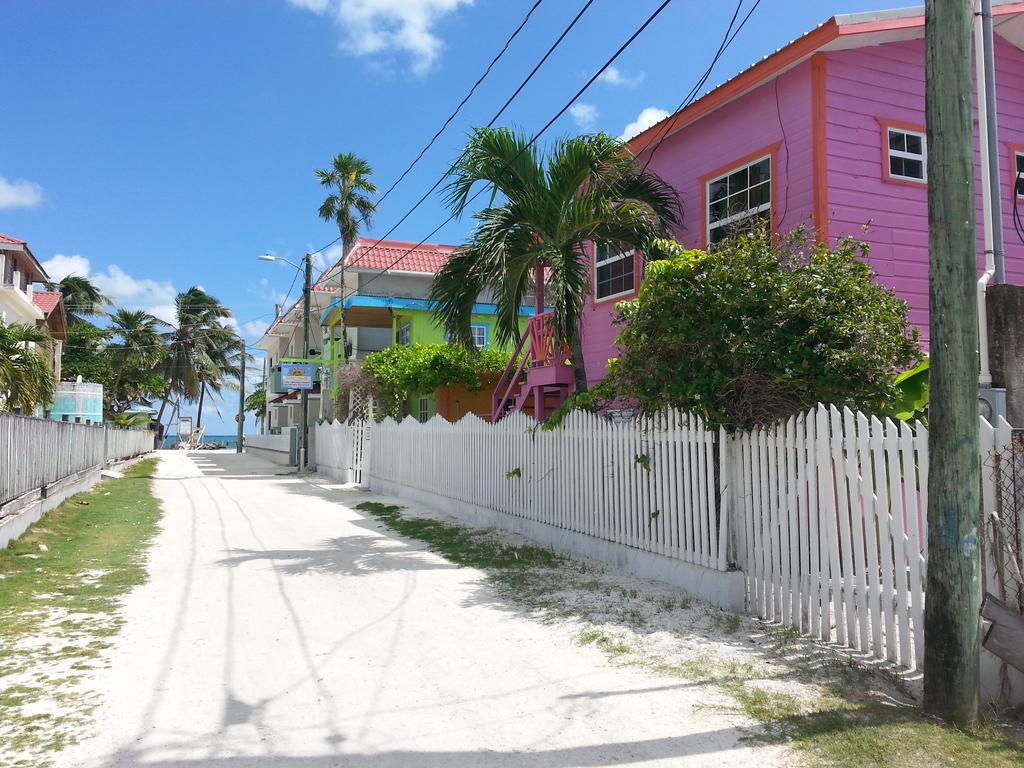 Sea N Sun Guest House Caye Caulker Exterior photo